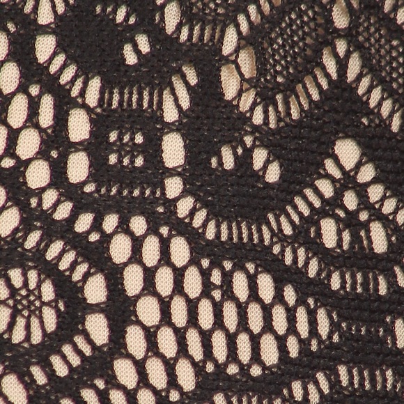 💥 SOLD OUT!!💥Plus Lace Stretch Palazzo Pants - Picture 8 of 8